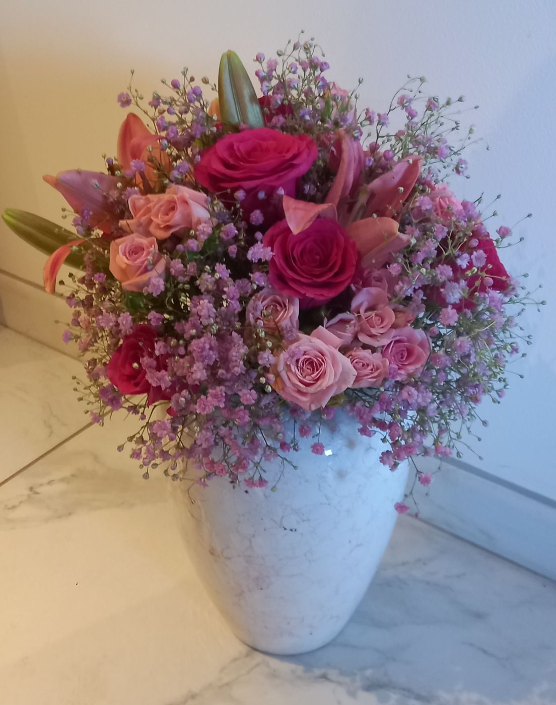 Bouquet rose fuchsia en vase